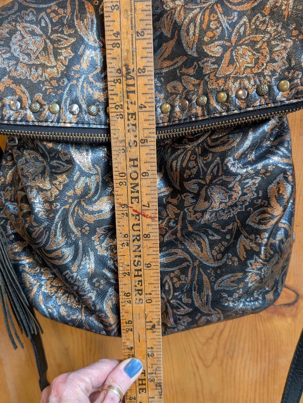 Patricia Nash Black and Bronze Floral Convertible Leather Backpack - Picture 5 of 7